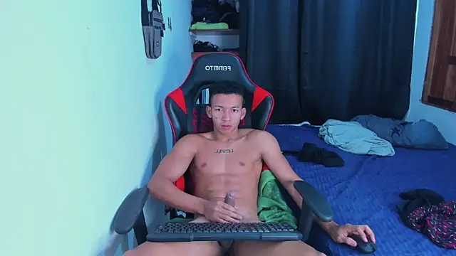 JuanchiT66 online show from 06-18-26, 01:59