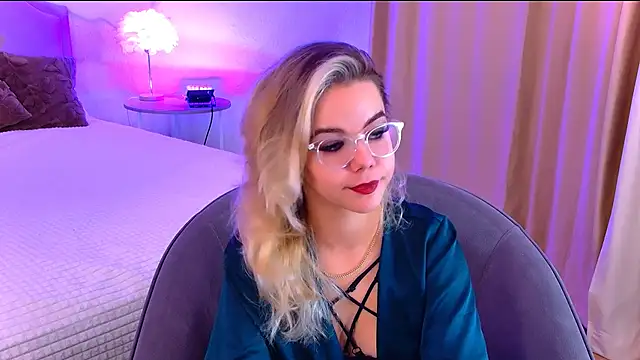 PrincessSlay online show from 09-19-25, 05:31