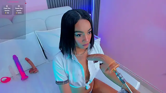 Clawdeen  wolf online show from 04-10-26, 08:57