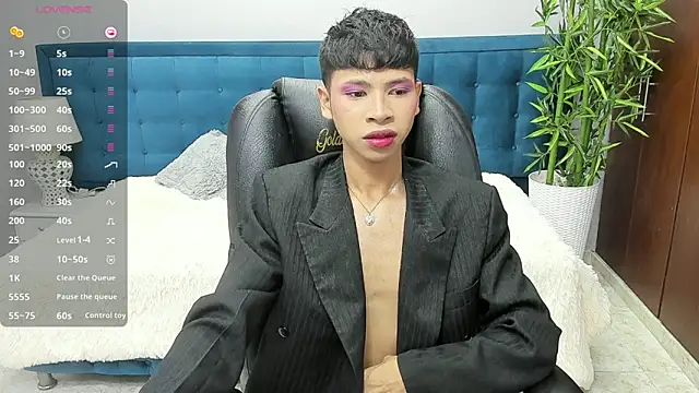 dilan 911 online show from 10-17-25, 05:37