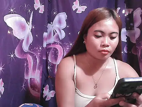 Hot Samantha4u online show from 04-13-26, 10:59