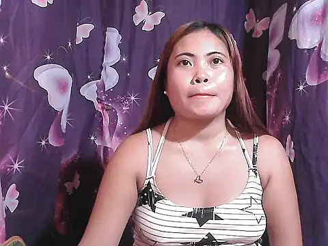 Hot Samantha4u online show from 05-23-26, 11:42