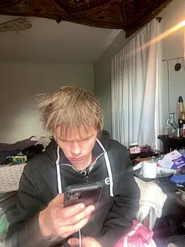 Snapshot of XanderOzzz chatting on 01-16-26, 06:12 XanderOzzz online show from 01-16-26, 06:12