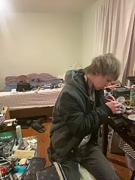 Snapshot of XanderOzzz chatting on 01-17-26, 08:30 XanderOzzz online show from 01-17-26, 08:30