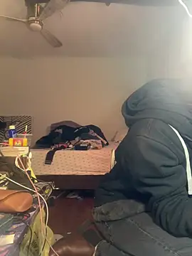 Snapshot of XanderOzzz chatting on 02-22-26, 04:13 XanderOzzz online show from 02-22-26, 04:13