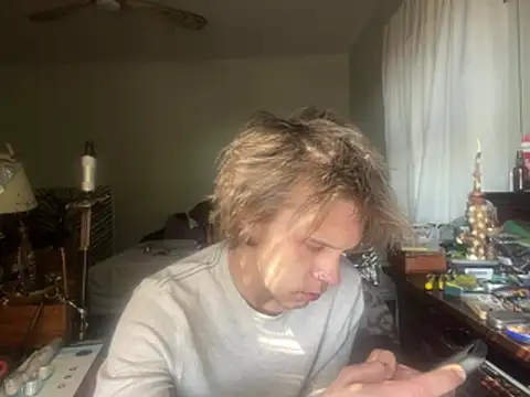 XanderOzzz online show from 04-22-26, 08:10