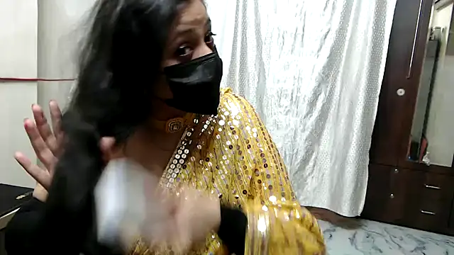sexy indianboobs online show from 04-07-26, 10:05