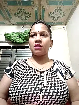 Snapshot of Payel_50 chatting on 06-16-26, 04:31 Payel 50 online show from 06-16-26, 04:31