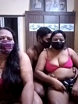 LoveOnStream online show from 02-24-26, 12:52