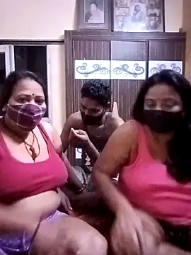 LoveOnStream online show from 02-25-26, 01:48