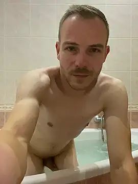 Snapshot of Skinny0150 chatting on 01-16-26, 08:02 Skinny0150 online show from 01-16-26, 08:02