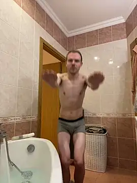 Snapshot of Skinny0150 chatting on 02-11-26, 09:31 Skinny0150 online show from 02-11-26, 09:31