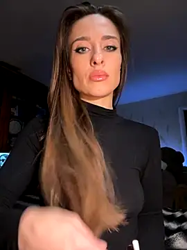 Snapshot of _shadylady_ chatting on 10-27-25, 08:35 shadylady online show from 10-27-25, 08:35