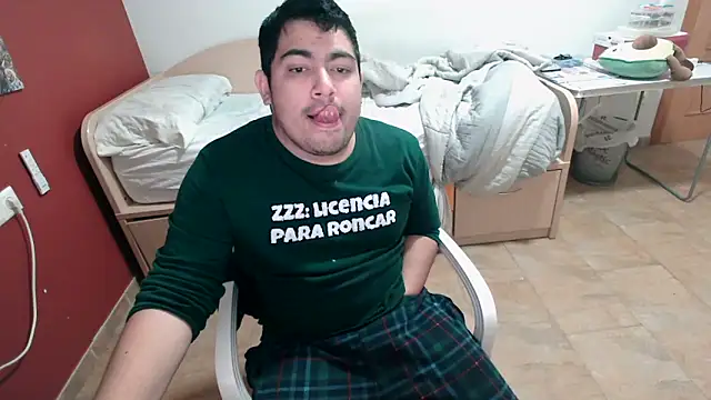 Snapshot of Martigato3 chatting on 11-28-25, 05:37 Martigato3 online show from 11-28-25, 05:37