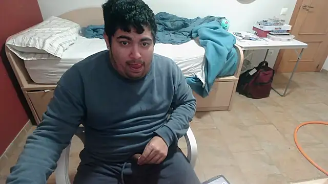 Snapshot of Martigato3 chatting on 12-20-25, 08:27 Martigato3 online show from 12-20-25, 08:27