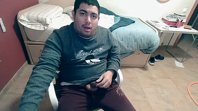 Snapshot of Martigato3 chatting on 02-20-26, 02:19 Martigato3 online show from 02-20-26, 02:19