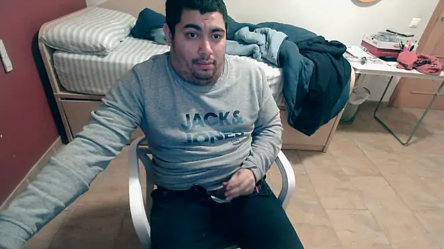 Snapshot of Martigato3 chatting on 02-24-26, 09:02 Martigato3 online show from 02-24-26, 09:02