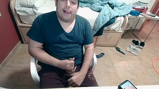 Snapshot of Martigato3 chatting on 03-09-26, 01:31 Martigato3 online show from 03-09-26, 01:31