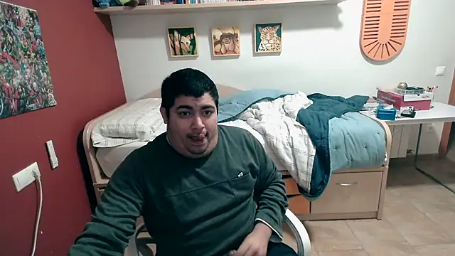 Snapshot of Martigato3 chatting on 03-10-26, 11:21 Martigato3 online show from 03-10-26, 11:21