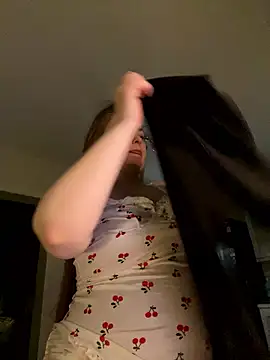 DeniMilkyyyyy online show from 01-17-26, 05:16