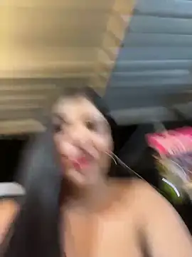 Snapshot of Isaa-Sweet chatting on 04-10-26, 12:49 Isaa-Sweet online show from 04-10-26, 12:49