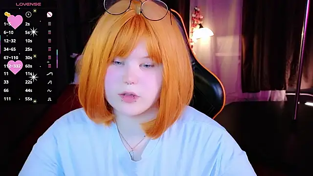 fillisfox  online show from 02-21-26, 04:08