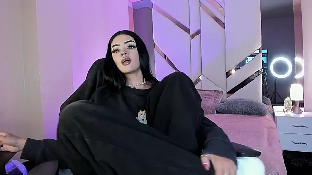 EmmaStonns online show from 03-03-26, 12:11