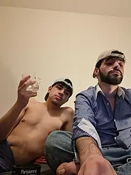 young swisscouple online show from 03-02-26, 09:43