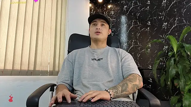 Alexander ferre online show from 02-16-26, 01:29