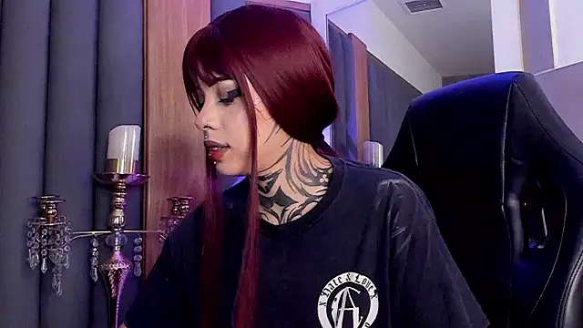 misstomie  online show from 09-17-25, 09:38