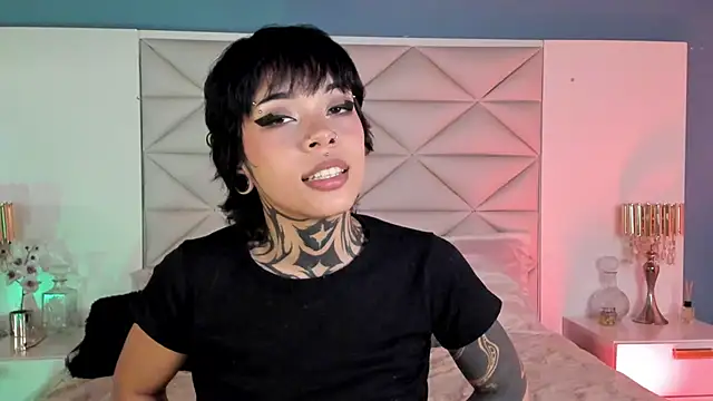 misstomie  online show from 01-15-26, 05:56