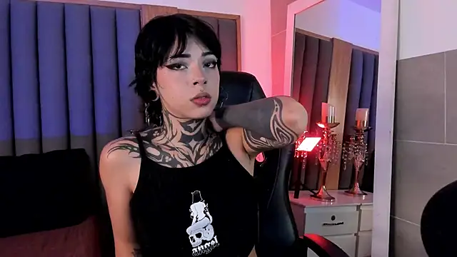 misstomie  online show from 02-10-26, 03:27