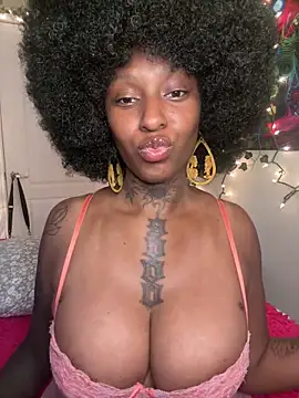 MistiSavannah online show from 06-07-26, 12:42