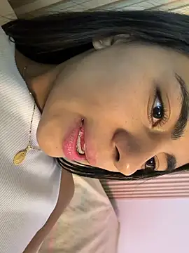 Snapshot of LilybethGray chatting on 07-11-26, 03:15 LilybethGray online show from 07-11-26, 03:15