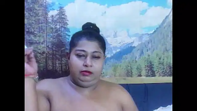 Snapshot of indianhoney694u chatting on 01-16-26, 05:55 indianhoney694u online show from 01-16-26, 05:55