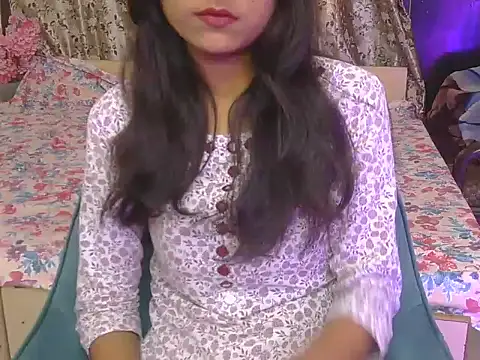 hoty-priya online show from 03-18-26, 05:21