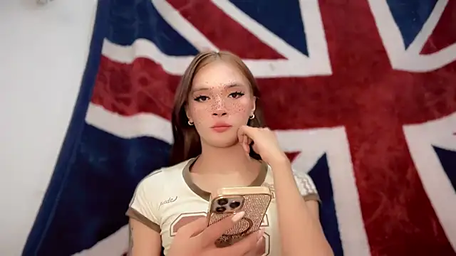 Snapshot of anastasia_cums chatting on 11-25-25, 04:29 anastasia cums online show from 11-25-25, 04:29