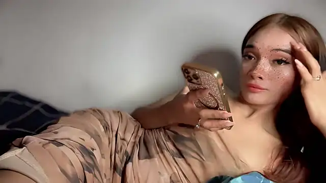 Snapshot of anastasia_cums chatting on 11-28-25, 04:20 anastasia cums online show from 11-28-25, 04:20