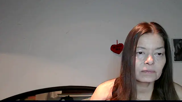 SexySarah177 online show from 12-08-24, 09:08