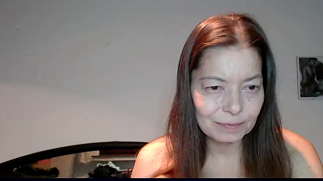 SexySarah177 online show from 12-11-24, 09:12