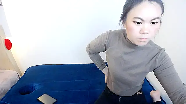 KateCondon online show from 02-06-26, 04:17