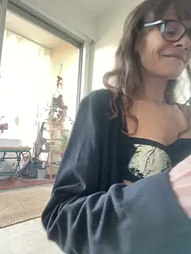 Chris06d22xh online show from 11-29-25, 02:20