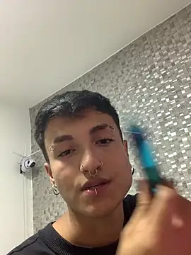 Snapshot of Milan_Bach chatting on 03-21-26, 08:19 Milan Bach online show from 03-21-26, 08:19