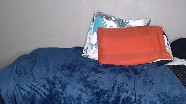 Lunalee online show from 03-22-26, 07:06