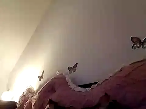 Hisnimin online show from 03-18-26, 04:15