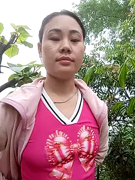 Snapshot of Ruaiuoi chatting on 04-19-26, 02:11 Ruaiuoi online show from 04-19-26, 02:11