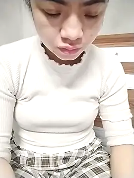 Snapshot of Mie_rose chatting on 12-19-25, 11:39 Mie rose online show from 12-19-25, 11:39