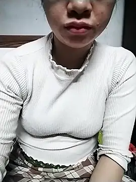 Snapshot of Mie_rose chatting on 12-22-25, 02:25 Mie rose online show from 12-22-25, 02:25