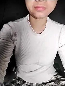 Snapshot of Mie_rose chatting on 01-07-26, 10:45 Mie rose online show from 01-07-26, 10:45