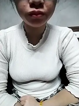 Snapshot of Mie_rose chatting on 02-10-26, 01:04 Mie rose online show from 02-10-26, 01:04